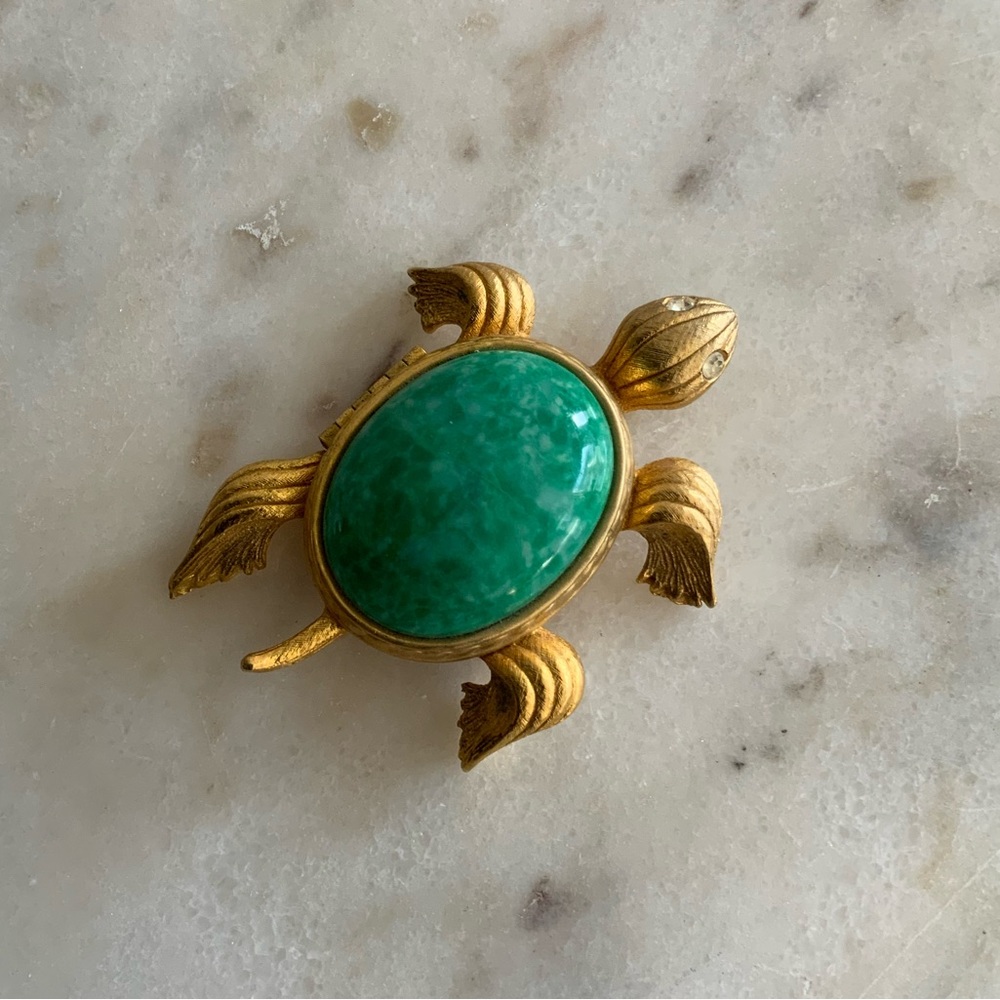 Turtle Perfume Compact - Picture 7 of 7